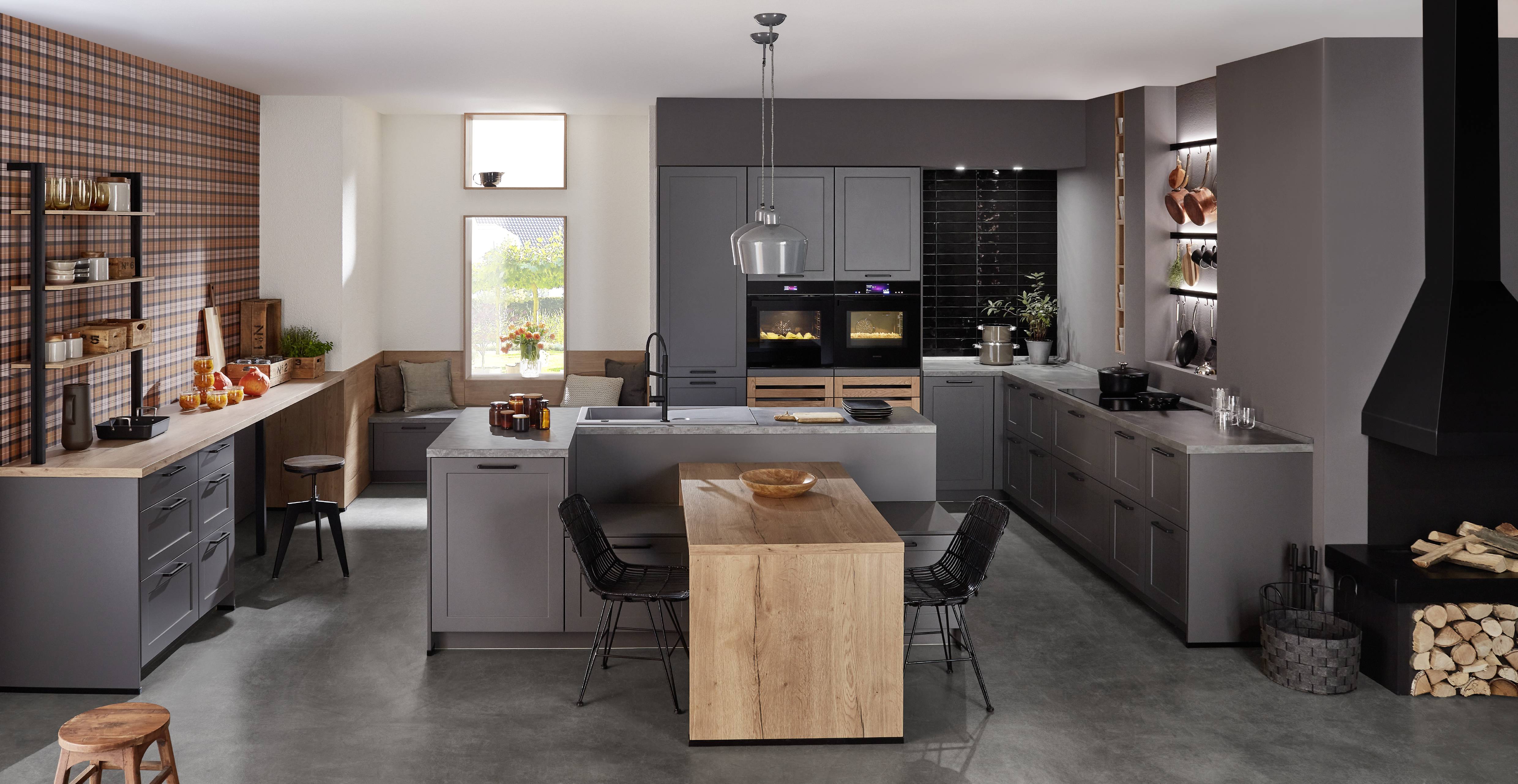 Nobilia Nordic Landhaus Holzdekor mit SIEMENS-Geräten